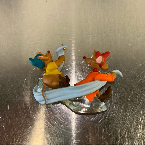 Hallmark Keepsake Disney Cinderella Jaq And Gus Ornament 1997 - Picture 6 of 9